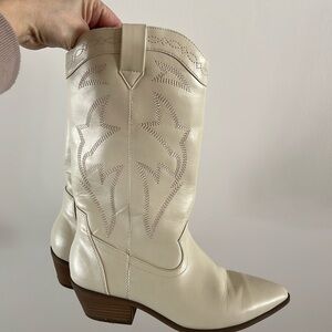 American Eagle cowgirl boots